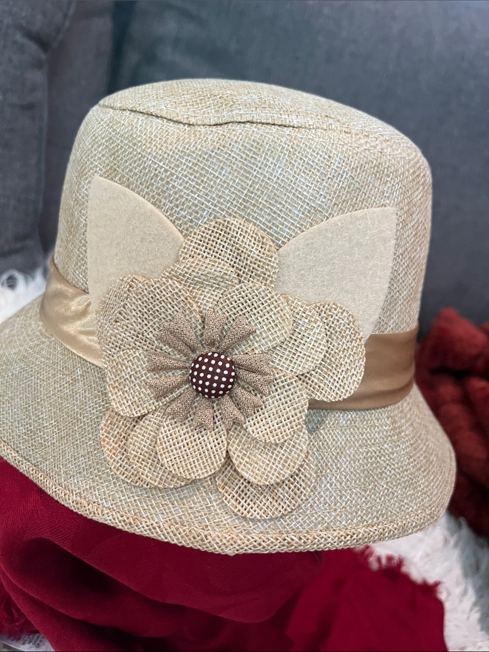 Beige Floral Trim Straw Hat for Women BRAND NEW - Picture 2 of 4